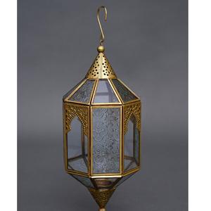 Lanternes suspendues en métal de style marocain, faites à la main, durables, finition dorée, porte-bougies finition or antique, décoration d'intérieur - Product Image 2