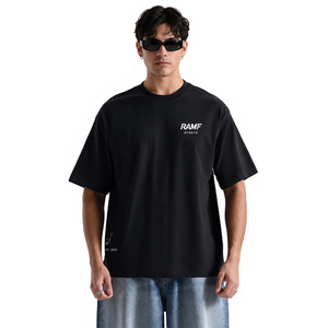 เสื้อยืดคอกลมสีพื้นผ้าฝ้าย 100% 180 GSM พิมพ์โลโก้ตามสั่งขายส่งสำหรับผู้ชาย - Product Image 1