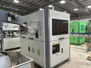 เครื่องขึ้นรูปพลาสติกแบบยืดอัตโนมัติ 6 ช่อง 12000 ครั้งต่อชั่วโมง สำหรับพลาสติก PC PE HDPE PET ยี่ห้อ Festo รุ่นใหม่ Growtech AIM-PBM6 พร้อมลูกปืน PLC เครื่องยนต์ มอเตอร์ - Product Image 4