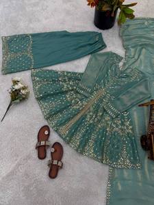 ชุดพาลาซโซ่แบบดั้งเดิมพร้อมผ้าคลุมไหล่สำหรับผู้หญิง ชุดสวยงามสำหรับงานเทศกาลและสวมใส่สบายๆ ชุดพื้นเมืองที่สวมใส่สบาย - Product Image 3