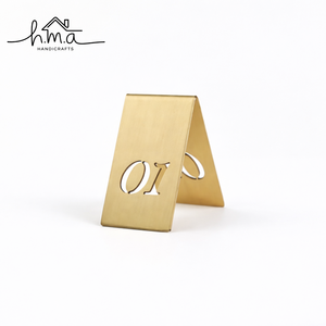 Porte-cartes de visite minimaliste en laiton, support de cartes de visite moderne en métal pour bureau, présentoir de cartes de visite de table - Product Image 4