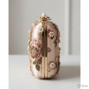 AZIZA FASHION DREAM – Pochette de soirée brodée florale et perlée avec décoration de perles, bandoulière et fermeture à rabat, capacité 1L - Product Image 2