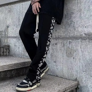 Pantalon de jogging pour hommes en gros, motif cachemire à bandes latérales, taille à cordon de serrage, coupe ample, décontracté, pour l'entraînement, noir, style streetwear - Product Image 4