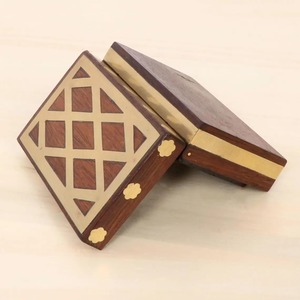 Boîte de rangement en bois la plus vendue avec couvercle, organisateur empilable pour artisanat, jouets, outils, accessoires et articles ménagers en promotion - Product Image 3