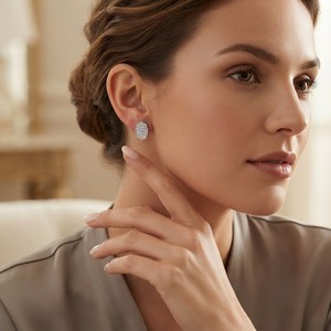 Boucles d'oreilles clous en moissanite forme hexagonale, argent sterling 925, micro-pavé de diamants taille ronde, minimalistes, pour femme, usage quotidien - Product Image 4