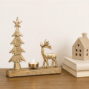 Candelabro de Lujo de Metal Dorado con Forma de Reno y Árbol de Navidad, con Base de Madera de Mango Natural, Elegante Centro de Mesa Artesanal para las Fiestas - Product Image 2
