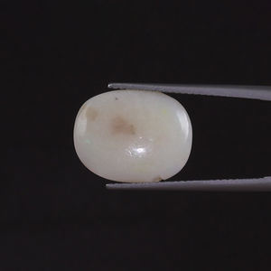 Ópalo Natural Blanco al por Mayor, Gema Suelta de 5.63 Quilates, Corte Cojín 16x12.5mm, Certificado IGI, Tallado a Mano, Pulido, Encerado/Aceitado, Claro - Product Image 3