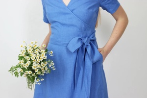 Nouvelle Arrivée Robe de Cérémonie Bleu Bleuet Longueur Genou 100% Coton Col V Coupe Trapèze Habillée pour Femme - Product Image 5