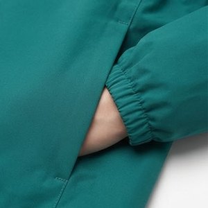 Veste de sport pour femme de haute qualité avec logo personnalisé imprimé, coupe-vent, imperméable, softshell, à capuche, col montant, fermeture éclair, 3 couches - Product Image 6