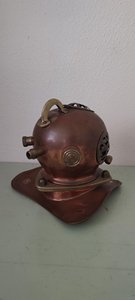 Casco de Buceo de Metal Vintage, Réplica de Casco de Buzo Náutico, Decoración Marina Coleccionable, Exhibición para Mesa de Oficina u Hogar, Venta al Por Mayor - Product Image 4