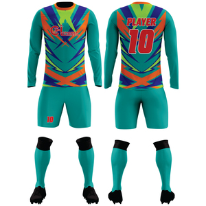 Uniforme de Fútbol Personalizado Edición Campeonato, Impreso, 100% Poliéster, Transpirable, Ligero, Ajuste Cómodo, Construcción Atlética - Product Image 3