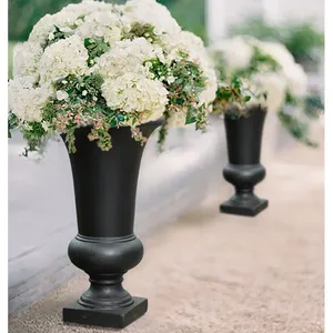 Vase à fleurs décoratif en fer de luxe haut de gamme, design côtier, fait main, écologique, pour la décoration de table, de resorts et de spas - Product Image 2