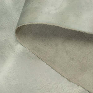 Cuir de vachette véritable gris premium, finition cirée, idéal pour les chaussures urbaines, les bottes utilitaires, les sacs à dos quotidiens et les articles artisanaux. - Product Image 2