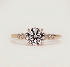 Bague de fiançailles et de mariage en platine massif 950 avec diamant rond CVD de 2 carats, diamant de laboratoire de 2,10 carats, couleur E, clarté VVS2, certifié IGI - Product Image 1