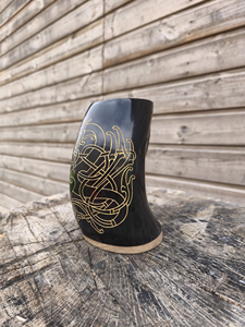 Tasse anti-fuite en corne de buffle sculptée à la main, motif bateau viking, style artisanal, avec poignée, réutilisable, idéale comme cadeau de mariage - Product Image 4
