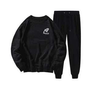 Survêtements pour hommes de qualité supérieure, très demandés, coupe ajustée, en coton et polyester. - Product Image 1