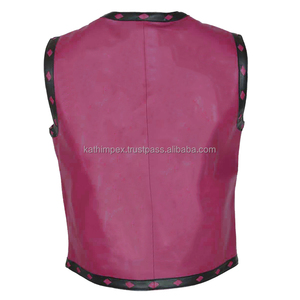 Chaleco de cuero rosa con cuello en V para hombre de alta calidad con cierre de estilo de botón de cuerno transpirable servicio al por mayor OEM para pedidos a granel - Product Image 2