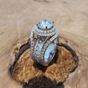 Anillo de compromiso de moissanita de corte redondo grande con doble halo, anillo de boda antiguo de tallo dividido para mujer, anillo de celebridad con incrustaciones de diamantes. - Product Image 6