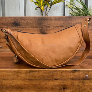 กระเป๋าสะพายไหล่ผู้หญิงหนังวัวแท้ดีไซน์ดวงจันทร์ครึ่งเสี้ยวกระเป๋าสะพายข้างกระเป๋าถือแฟชั่นคุณภาพสูงสำหรับผู้หญิง - Product Image 3