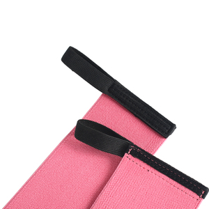 Soporte de Muñeca Reforzado al por Mayor con Bucle para Pulgar, Color Rosa, Ajustable, Unisex, para Levantamiento de Pesas y Protección de Manos - Product Image 3