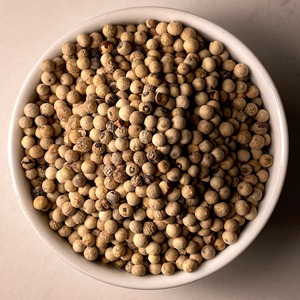 พริกไทยขาวพรีเมียมเม็ดเต็ม คัดสรรอย่างดี สีสม่ำเสมอ กลิ่นหอมสดชื่น สำหรับวัตถุดิบแปรรูปอาหาร - Product Image 6