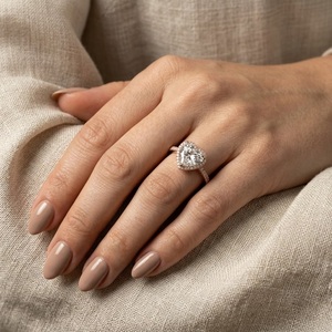 Bague de fiançailles et de mariage en diamant taille cœur certifié IGI de 1,5 carat, or 14 carats, cadeau romantique pour femmes par Fine Jewels - Product Image 4