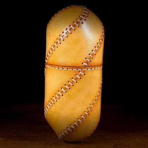 Factory Customized Design Dice Storage for Dice <b>Entertainment</b> High Quality Premium PU Leather Dice Cup for Playing Game - Product Image 1