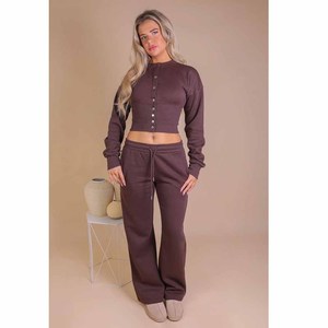 Conjunto de 2 piezas para mujer: Top corto con botones y pantalones de chándal de pierna ancha hasta el tobillo, cuello alto, 100% algodón transpirable, venta al por mayor - Product Image 5