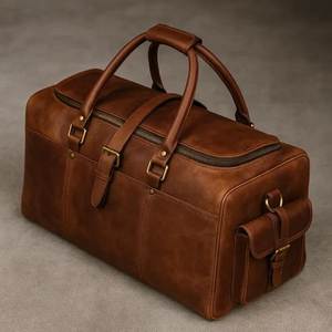 Bolsa de Viaje de Cuero de Diseño, Equipaje de Alta Calidad para Hombres y Mujeres, Viajes de Negocios y Vacaciones - Product Image 1