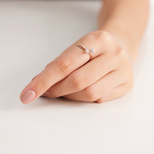 Anillo Abierto con Diamante Cultivado en Laboratorio con Corte Pera para Mujer, Diseño Inspirado en la Naturaleza, Oro de 10K, 14K, 18K y Plata 925, 935, Joyería Fina - Product Image 3