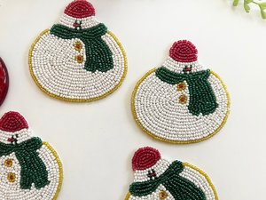 Posavasos de Algodón y Poliéster con Diseño Bohemio y Cuentas Hechas a Mano, Posavasos Navideños con Forma de Muñeco de Nieve, Alfombrillas Decorativas para Bebidas, Blanco, Verde, Rojo - Product Image 6