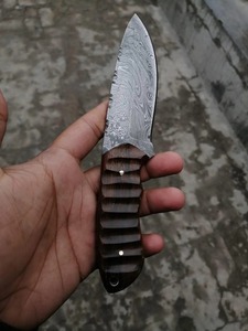 มีดเหล็กดามัสกัส ใบมีดแบบ Fixed Blade ปลายแหลม ขอบตรง ด้ามไม้ สำหรับกิจกรรมกลางแจ้ง ทำด้วยมือ - Product Image 5