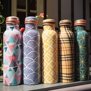 Bouteille tendance, bouteille de mode, bouteille premium, bouteille de sport, bouteille de gym, bouteille de voyage, bouteille de bureau, bouteille d'école, bouteille pour enfants, grande capacité - Product Image 1