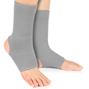 Attelle de cheville élastique grise personnalisée pour Muay Thai, Kickboxing, MMA – Protège-pieds de compression, bandages de cheville, manchon de protection sportif - Product Image 4