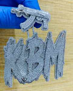 จี้รูปมงกุฎประดับเพชรโมอิสซาไนต์ชุบเงินและทอง 14K พร้อมตัวอักษร KBM สไตล์คลาสสิก เหมาะสำหรับงานปาร์ตี้ รูปทรงเพชรแบบปรับแต่งได้สำหรับเด็ก - Product Image 5