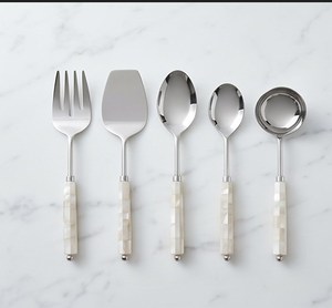 Juego de cubiertos moderno con mangos de perlas, utensilios de acero inoxidable para catering y cenas elegantes. - Product Image 1