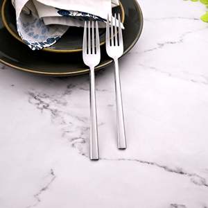 Ensemble de 2 fourchettes en acier inoxydable SmoothGrip écologiques - Petites fourchettes à dîner et à fruits en métal pour la maison, le restaurant et les voyages - Product Image 1