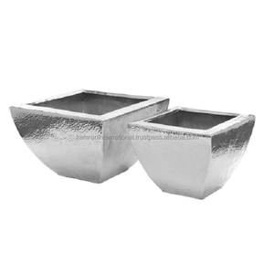 Ensemble de deux pièces de jardinières de fleurs en métal au design argenté pour accessoires de pot floral décoratif de jardin de restaurant - Product Image 2