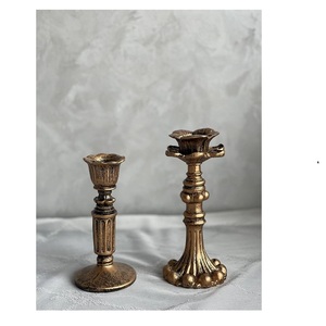 Support à bougie en métal au design classique avec couleur et taille personnalisées, idéal pour les dîners aux chandelles et la décoration de la maison - Product Image 6