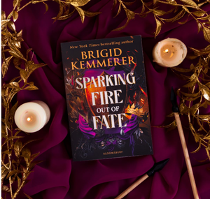 Encendiendo el Fuego del Destino por Brigid Kemmerer, Edición en Rústica (Suministro al por Mayor) - Product Image 2