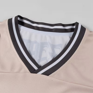 Maillots de football vintage unisexes, t-shirts à col en V oversize en mesh à épaules tombantes, avec design et taille personnalisés - Product Image 4