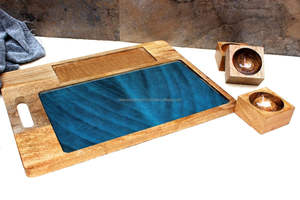 Tablero de madera de acacia para servir, bandeja de madera para servir con asa, tablero de queso, tablas de madera para comida de Falak World Export - Product Image 5