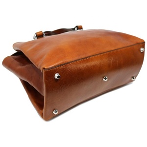 Sac en cuir pour femme à prix ajustable, qualité supérieure, dernières créations, vente chaude, léger et entièrement personnalisable - Product Image 4