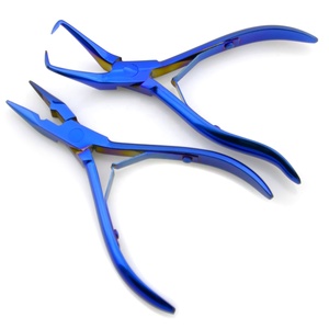 Pince à cils en acier inoxydable bleu plasma avec boucle à billes et crochet - Outil professionnel pour extensions capillaires et usage esthétique - Product Image 5