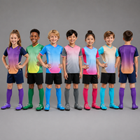 Desain Rompi Gratis 2627 AW Set Kaos dan Celana Pendek Sepak Bola Cepat Kering untuk Klub Sekolah, Remaja, Anak-anak, Satu Set, Custom, Grosir, Harga Terjangkau
