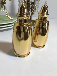 Ensemble de salière et poivrière en or miroir de qualité supérieure, élégant pour table à manger, idéal pour cuisines et restaurants de luxe, provenance Inde. - Product Image 5