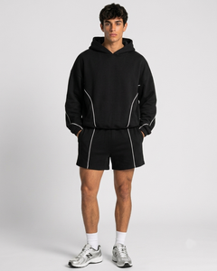 Shorts de bain pour hommes noirs à lignes contrastées en molleton de coton respirant, style streetwear, avec logo personnalisé, haute qualité OEM - Product Image 4