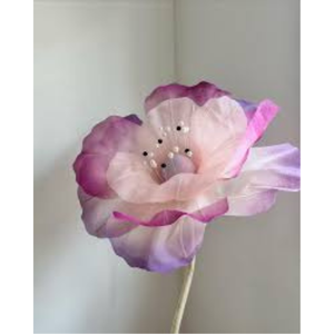 Fleur décorative géante en tissu organza faite à la main - Product Image 1