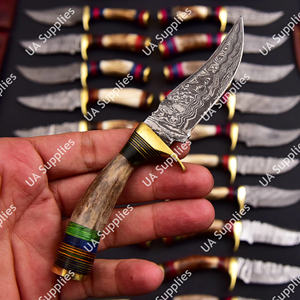 Cuchillo de Acero de Damasco Hecho a Mano de Alta Calidad, Afilado como una Navaja, 58 HRC, Profesional, para Uso Diario, Camping, Senderismo y Pesca, con Mango de Cuerno de Ciervo - Product Image 4