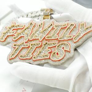 Pendentif Hip Hop Pahal Jewels en Moissanite Givrée, Bijoux de Rappeur en Argent Sterling Plaqué Or 18K, Personnalisé pour Liens Familiaux Certifiés - Product Image 2